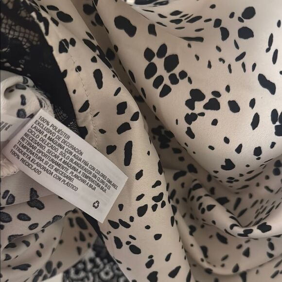 A New Day Black and White Spotted Women's Cami with Lace Trim - Picture 4 of 6